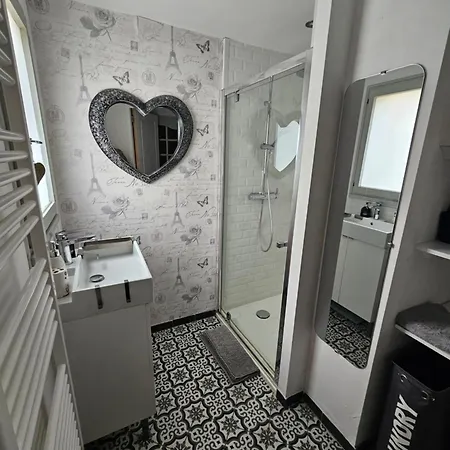 度假居 Character In Close To Rocamadour 卢布雷萨克